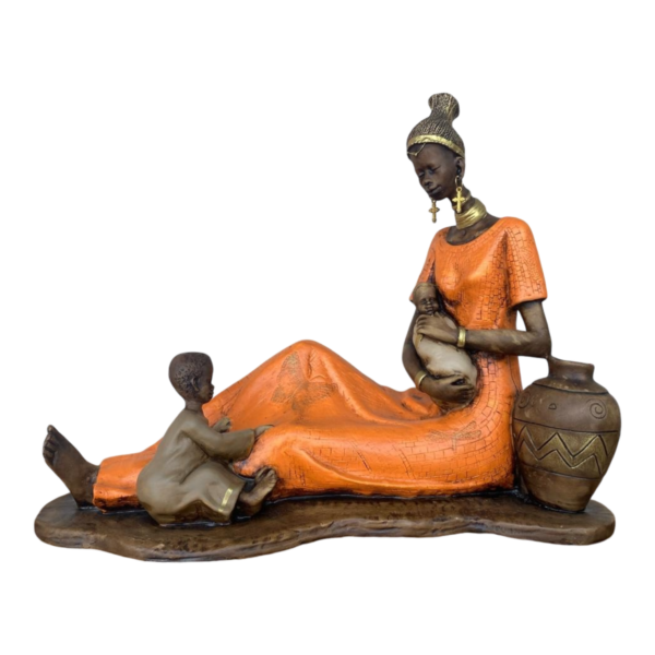 Estátua Africana Deitada c/ Filho - Image 2