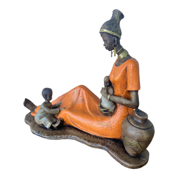 Estátua Africana Deitada c/ Filho - Image 3